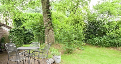 Farmhouse in Eext With Private Terrace & Garden
