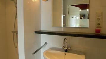 Bungalow | Baño | Regadera
