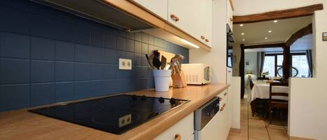House | Private kitchen | Fridge, high chair