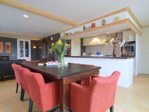Dining - Splendid Holiday Home in Eibergen Guelders With Garden (Eibergen)