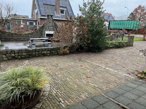 Garden - Holiday Home in Olst-wijhe With Sauna (Olst)