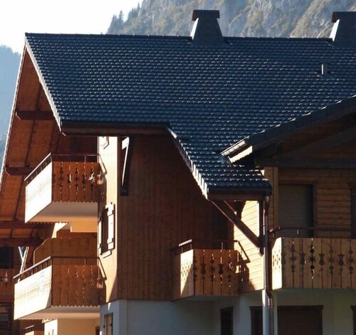 Spacious, Modern Apartment With Sunny Balcony in the Heart of les Portes du Soleil
