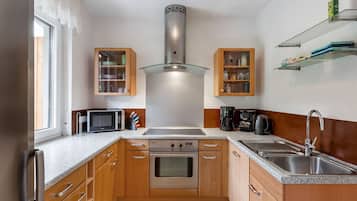 Apartment | Eigene Küche | Hochstuhl