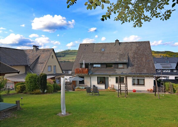 Apartment | Exterior - Apartment With Private Terrace in Velmede (Bestwig)