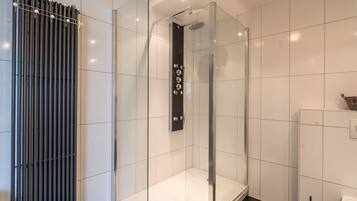 Shower, towels