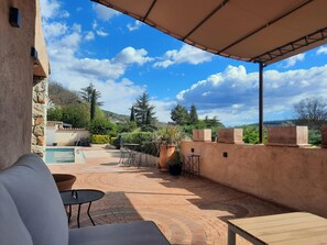 House | Balcony - Villa in Salernes With Private Pool & Garden (Salernes)