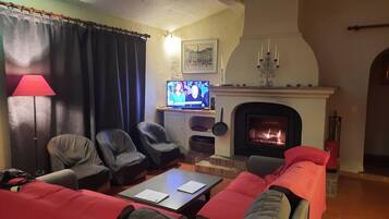House | Living room