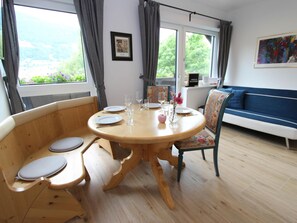 Apartment | Dining - Apartment Salzburg Near Speiereck Lift (Sankt Michael im Lungau)