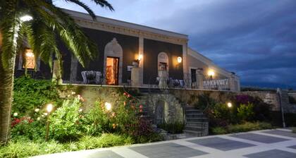 Elegant, Historical Villa with Swimming Pool in Rural Region near Etna