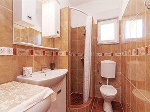 House | Bathroom - Lovely Holiday Home in Murvica With Private Swimming Pool (Policnik)