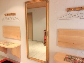 2 bedrooms, individually furnished, bed sheets - Peaceful Apartment in Wildschönau Ski Area (Hopfgarten im Brixental)