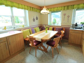 Apartment | Dining - Peaceful Apartment in Wildschönau Ski Area (Hopfgarten im Brixental)