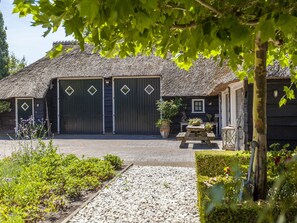 House | Exterior