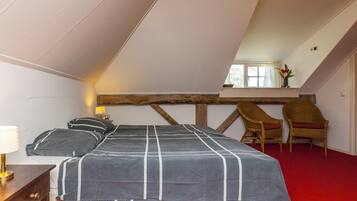 3 bedrooms, individually furnished, bed sheets