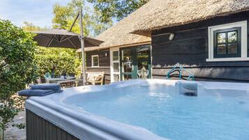 House | Spa treatment