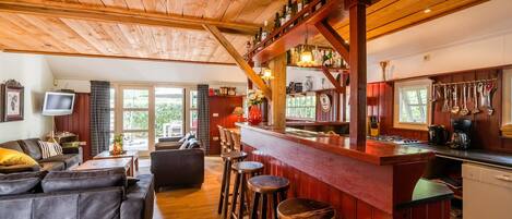 Ferienhaus | Eigene Küche | Mikrowelle, Geschirrspüler