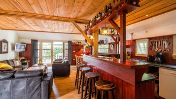 House | Private kitchen | Microwave, dishwasher