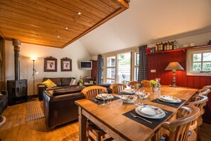 House | Dining - Farmhouse in Balkbrug With Sauna (Balkbrug)