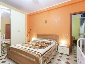 2 bedrooms, bed sheets - Belvilla by OYO Villa Russo (Lentini)