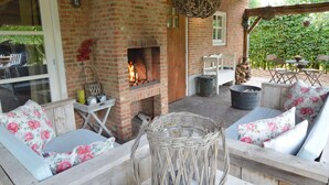 Balcony - Beautiful Holiday Home In Lage Mierde Near Forest (Lage Mierde)