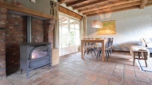 Dining - Beautiful Holiday Home In Lage Mierde Near Forest (Lage Mierde)