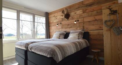 Cozy Holiday Home in Nistelrode With Garden