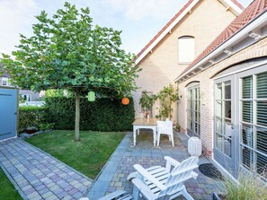 Exterior - Cottage in Ovezande With Terrace (Ovezande)