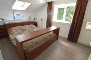 Hus | 3 sovrum, unika möbler och sängkläder