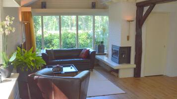House | Living room