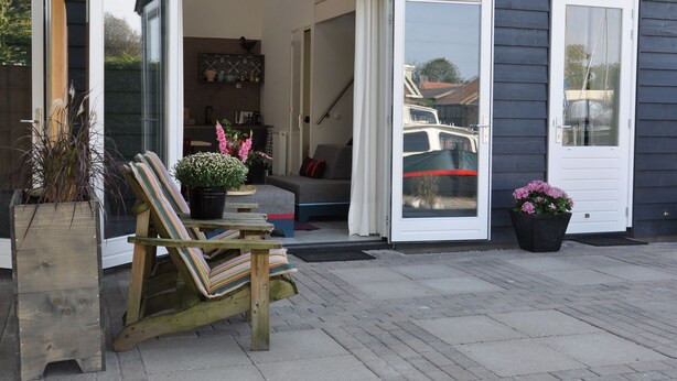 Unclassified image, 1 of 31, button - Cozy Holiday Home In Uitwellingerga With Terrace (Uitwellingerga)