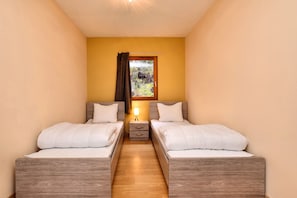 Individually furnished, bed sheets