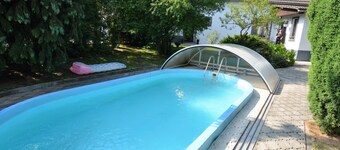 Beautiful Apartment With Pool in a Fenced Garden Near Marienbad/mariánské Lázne