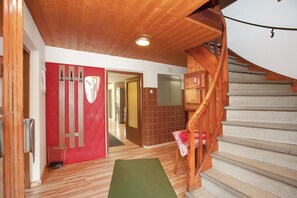 Reception - Spacious Holiday Home in Wenns near Ski Area (Wenns)