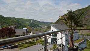 Balcony - Comfortable Apartment in Sehl With Garden (Cochem)