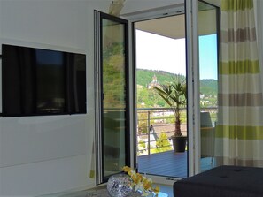 1 Schlafzimmer, Babybetten