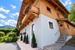 Unclassified image, 3 of 36, button - Cozy Apartment in Kitzbuhel near Ski Area (Kitzbuhel)
