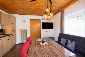 Unclassified image, 5 of 36, button - Cozy Apartment in Kitzbuhel near Ski Area (Kitzbuhel)