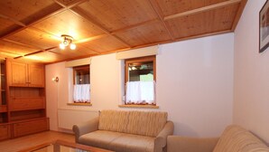 Appartement | Woonkamer | Een dvd-speler