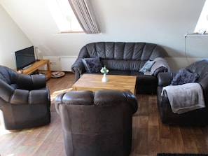 Apartment | Living room - Ferienwohnung mit Sauna in Lothe (Schieder-Schwalenberg)