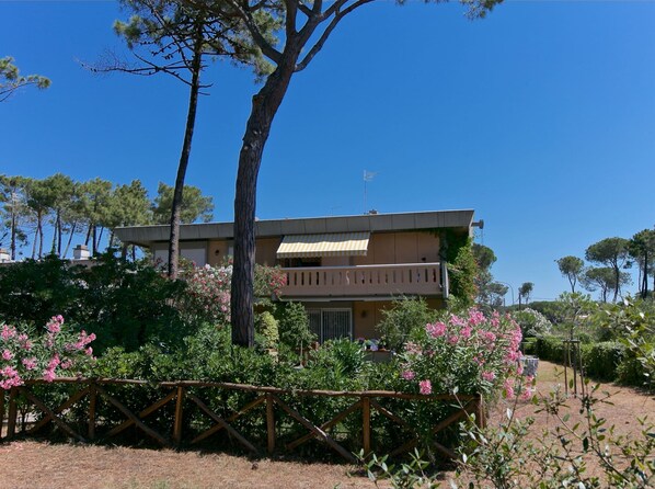 Nhà | Ngoại thất