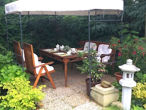 Apartment | Balcony - Quaint Apartment in Altenhagen near Forest (Celle)