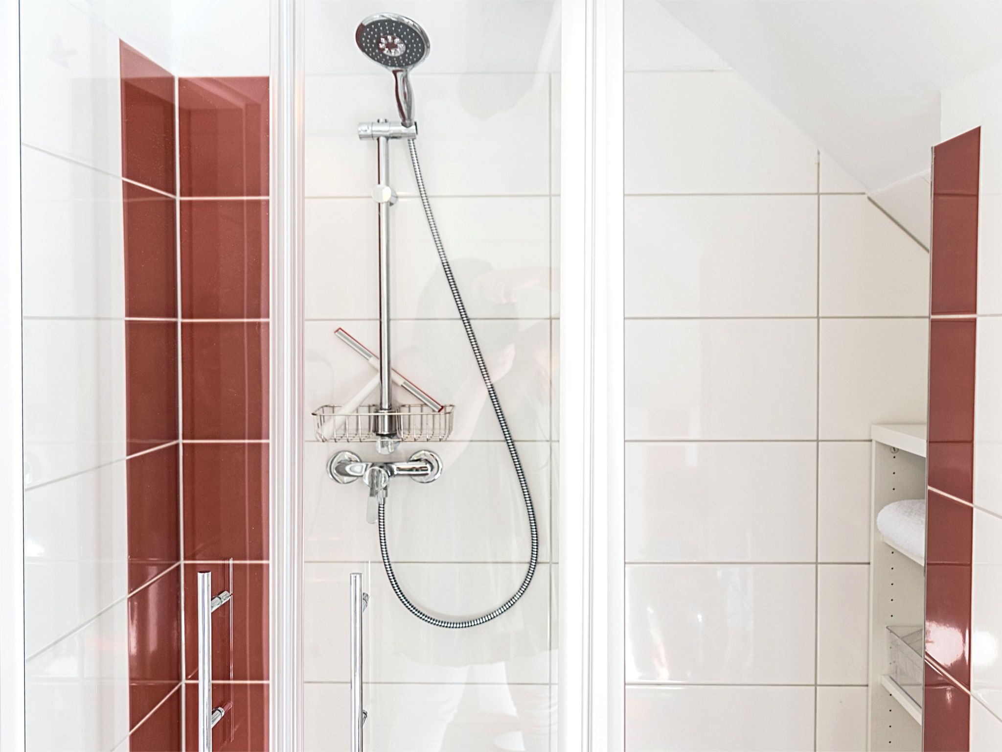 Apartment | Badezimmer | Dusche, Handtücher