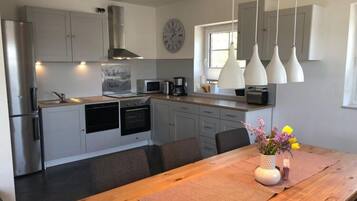 Apartment | Eigene Küche | Herdplatte, Hochstuhl