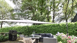 Balcony - Farmhouse On Natural Reserve in Rijssen With Garden (Rijssen)