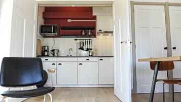 Casa | Cozinha privada | Micro-ondas, cadeirão de bebê