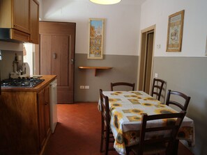 House | Living room - Beautiful Apartment With Garden, Patio, Pool, Barbecue (Borgo San Lorenzo)