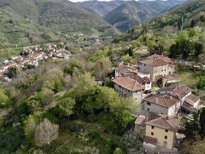 Exterior - Beautiful Apartment With Garden, Patio, Pool, Barbecue (Borgo San Lorenzo)