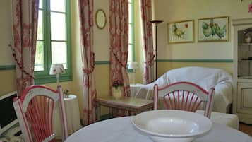 Căn hộ | Phòng khách