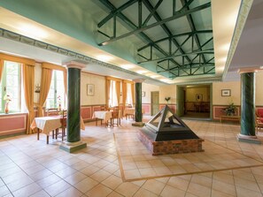 Apartment | Tempat makan