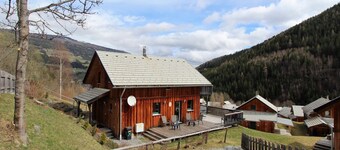 Luxurious Holiday Home in Stadl an der Mur with Hot Tub